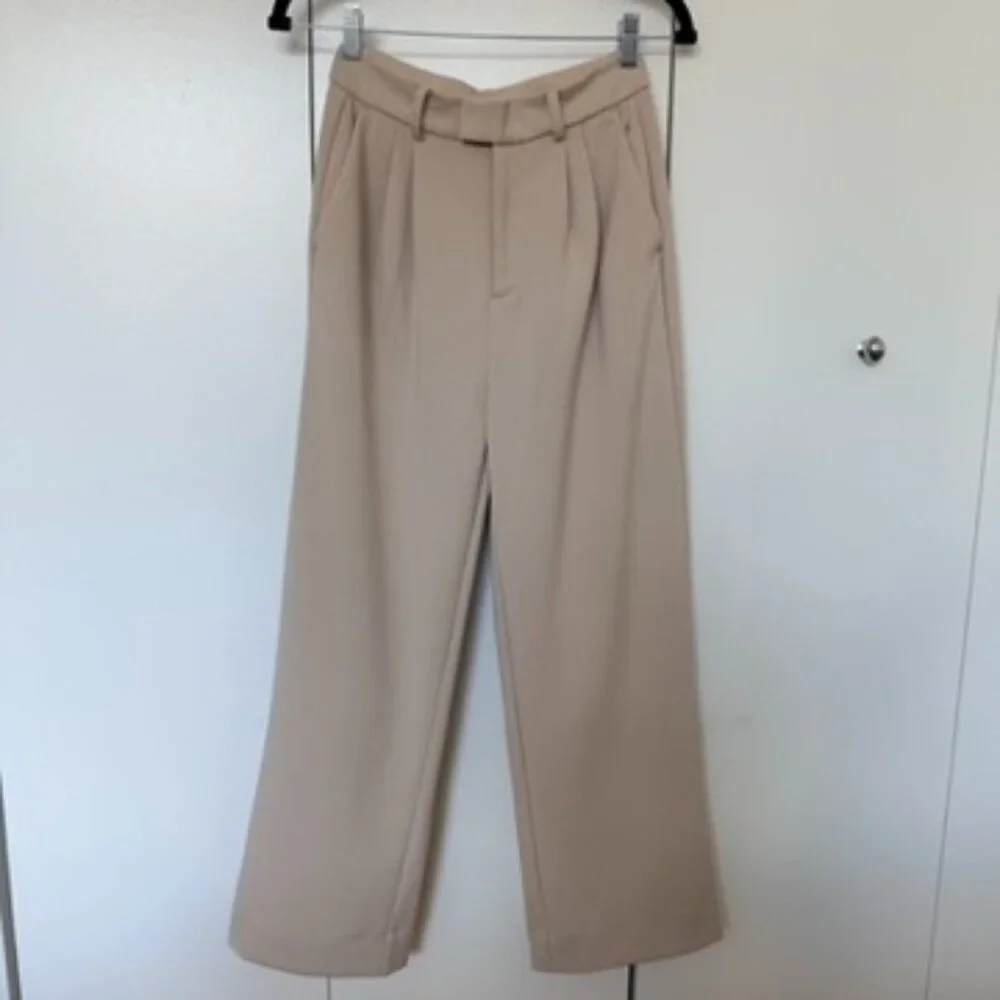 Winter-heavy Beige trousers - Essential Pants from Cuts - Picture 1 of 4